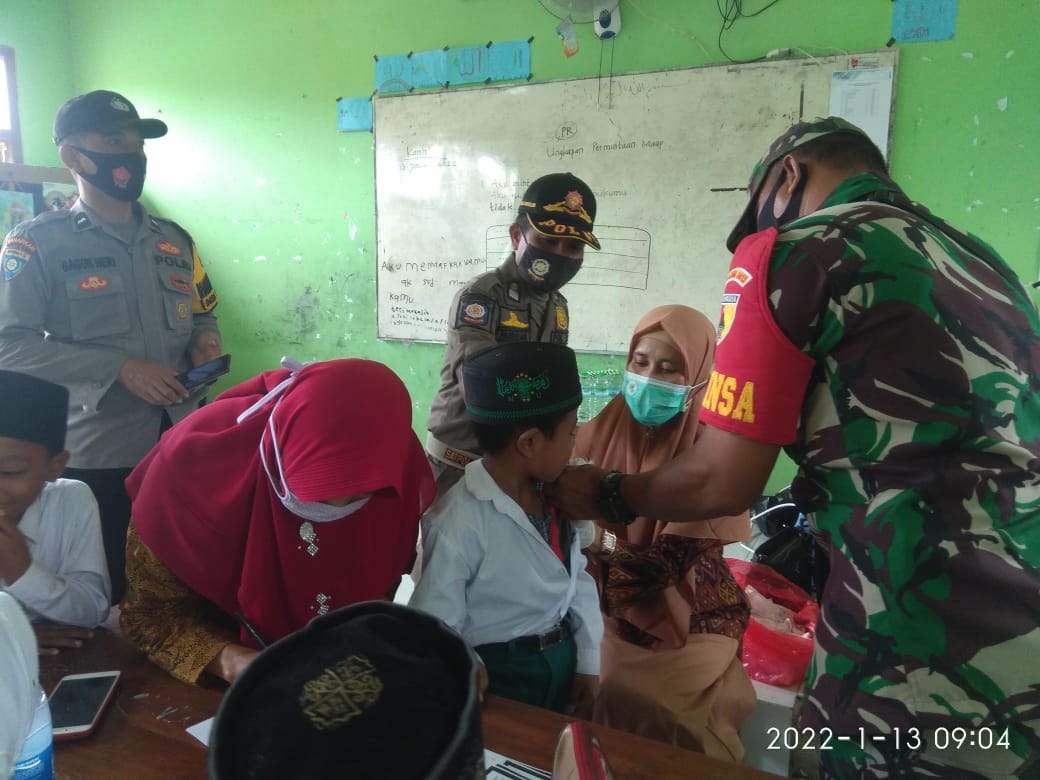 Tiada Hari Tanpa Henti, Vaksinasi Untuk Murid SD Gigalakkan!!!