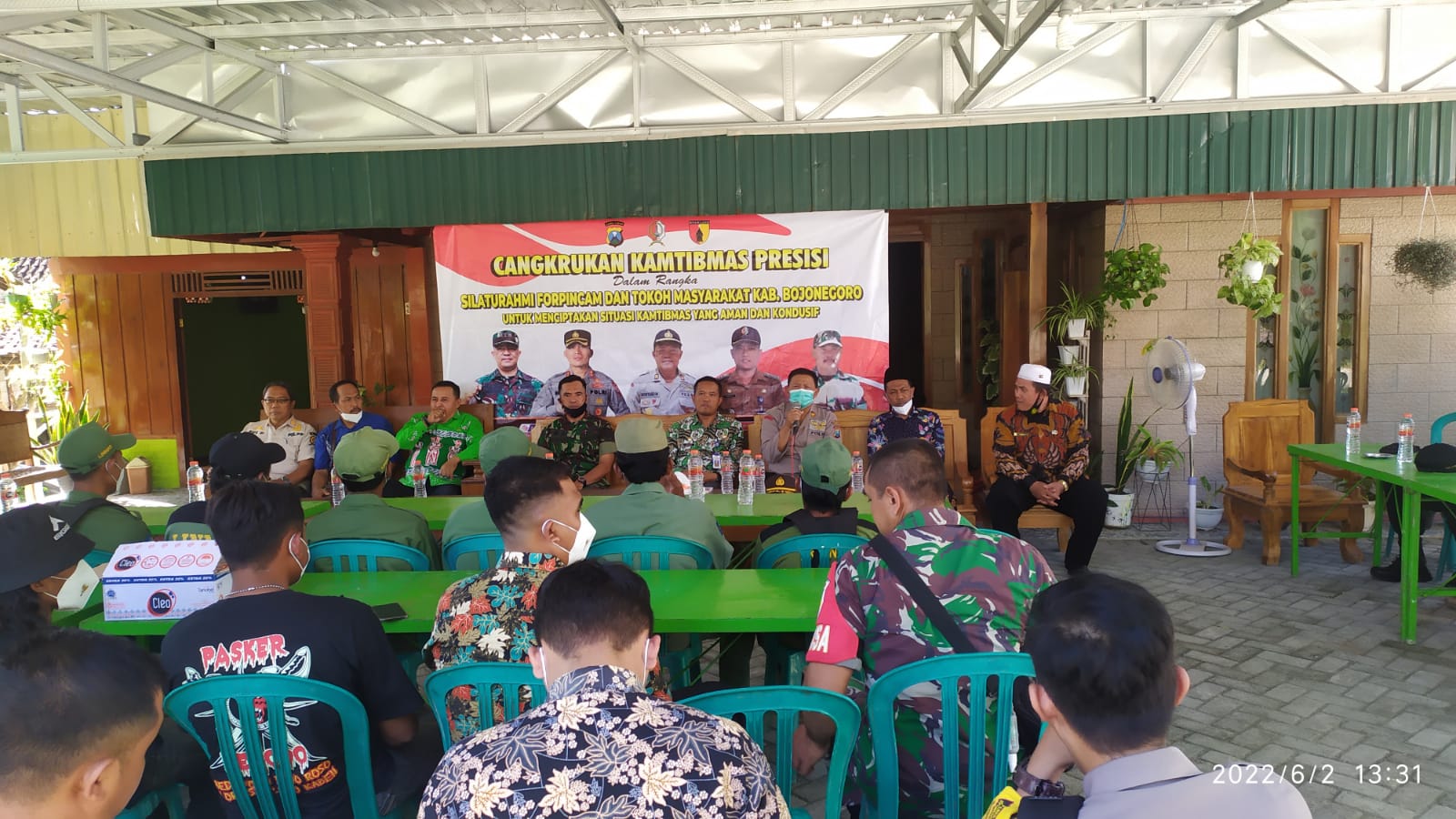 KONDUSIF.........! CANGKRUKAN KAMTIBMAS PRESISI DIDESA SUMBERAGUNG