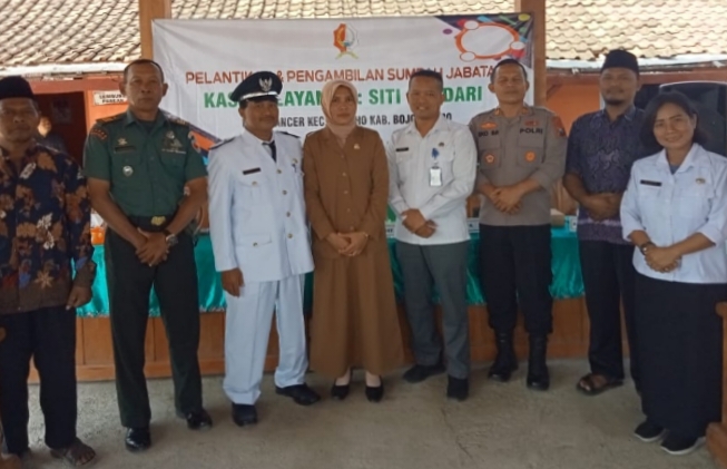 Pelantikan Siti Sundari Sebagai Kasi Pelayanan Desa Bancer, Kecamatan Ngraho