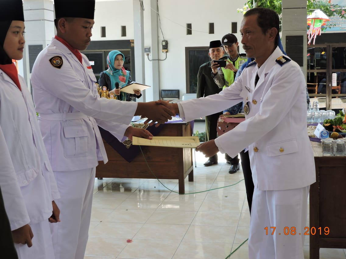 HUT RI KE 74