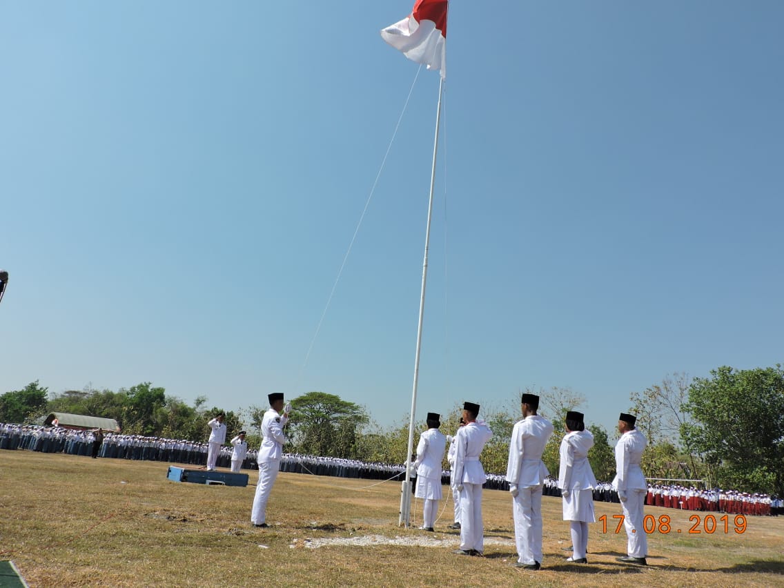 HUT RI KE 74