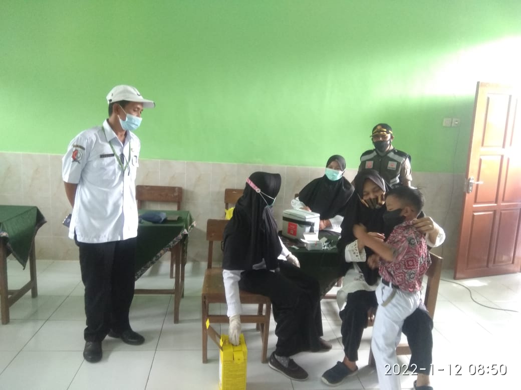 Giat Vaksinasi siswa SDN di Kecamatan Ngraho