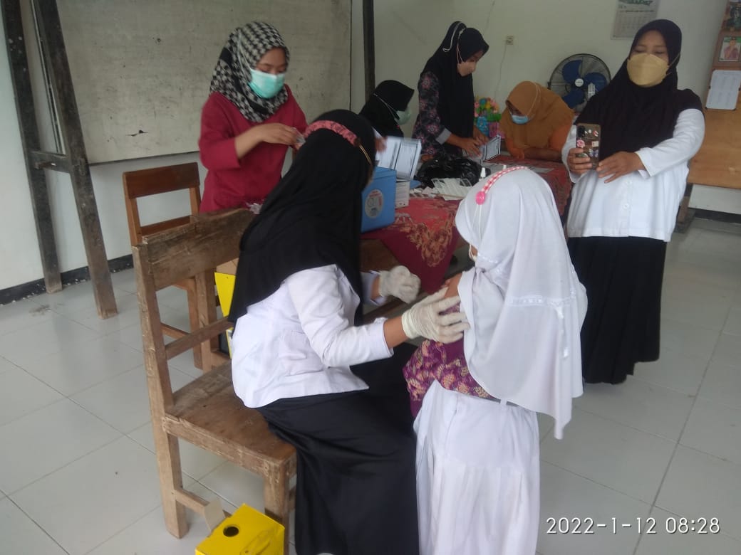 Giat Vaksinasi siswa SDN di Kecamatan Ngraho